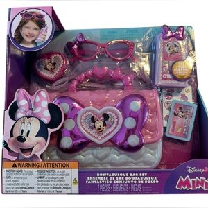 Disney Junior Minnie Mouse Bowfabulous Bag Set with Lights Sounds Accessories